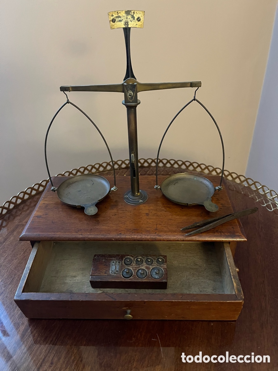 Antig&uuml;edades: Antigua balanza de precisi&oacute;n de joyer&iacute;a - Foto 1