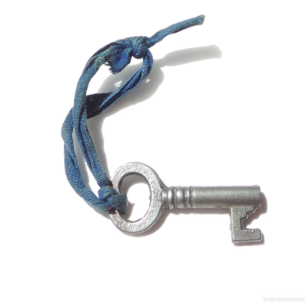 Antig&uuml;edades: LLAVE DE HIERRO.- 3,9 CM DE LARGO. APROX. - Foto 2
