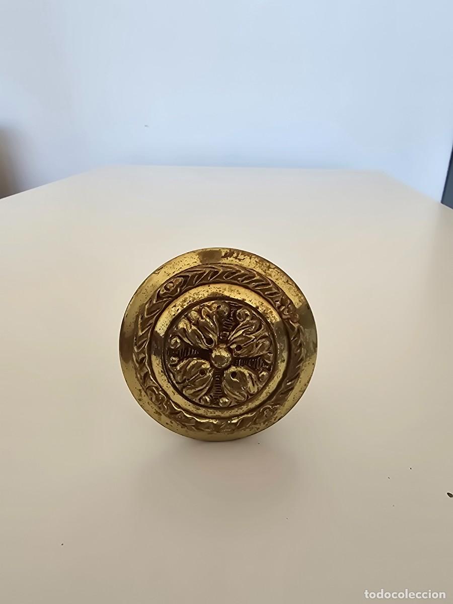 Antig&uuml;edades: Pomo antiguo dorado para puerta - Foto 1