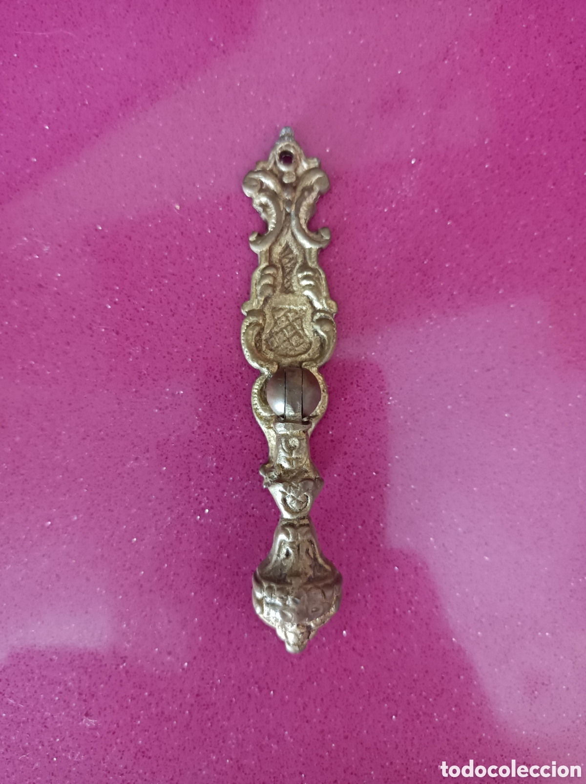 Antig&uuml;edades: Tirador antiguo bronce lat&oacute;n - Foto 1