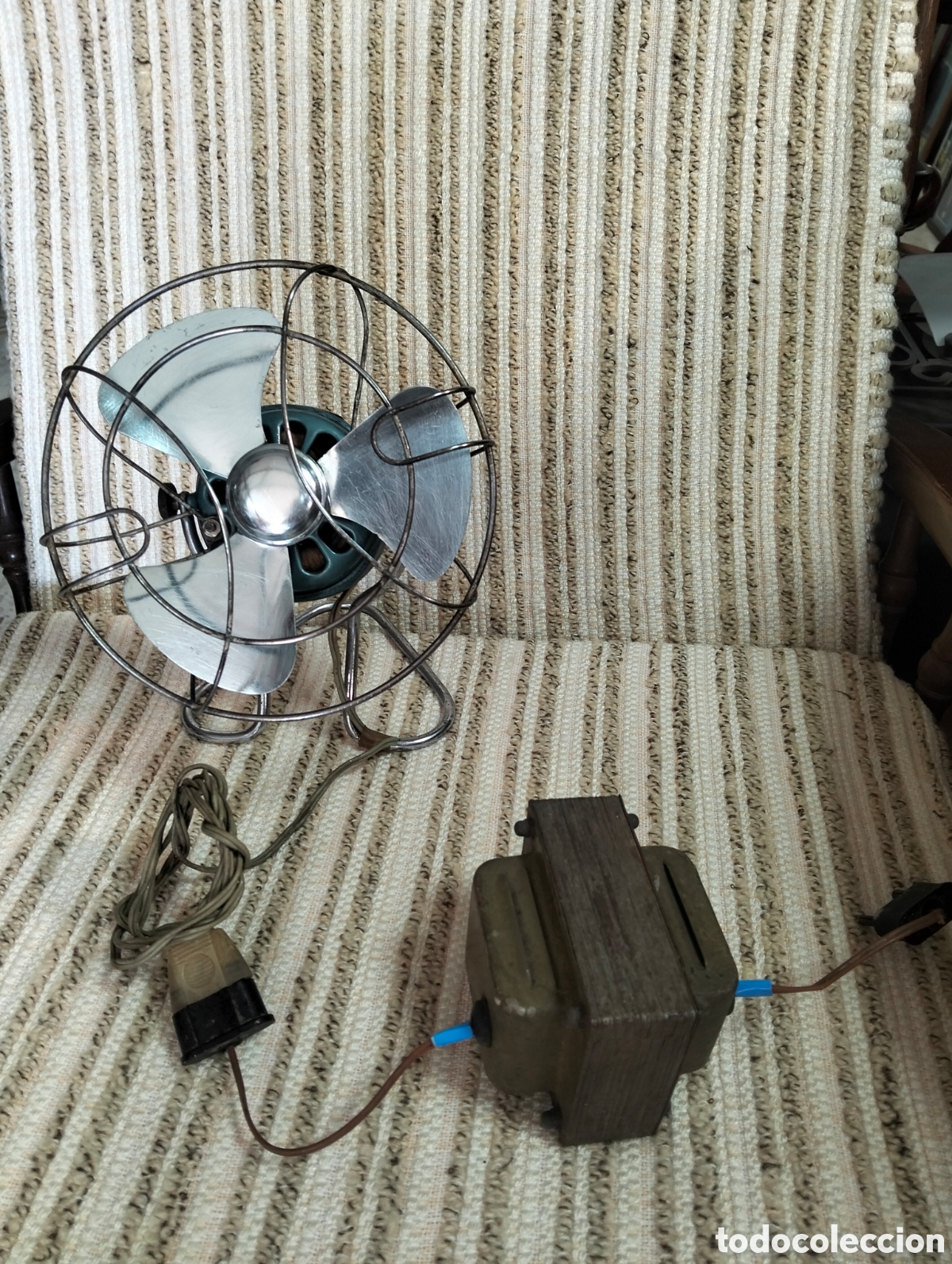 Antig&uuml;edades: Antiguo ventilador 150V - Foto 2