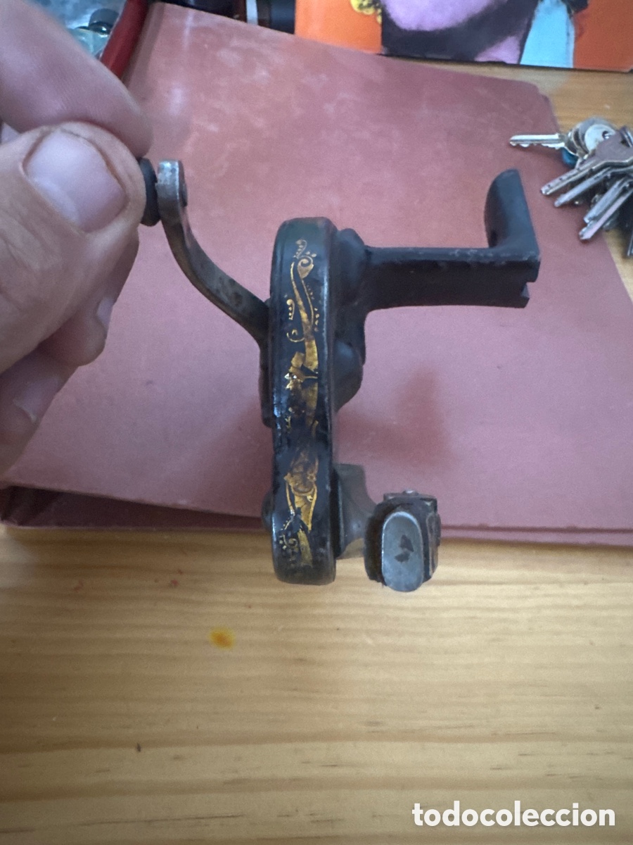 Antig&uuml;edades: Manivela para m&aacute;quina de coser, Singer - Foto 1