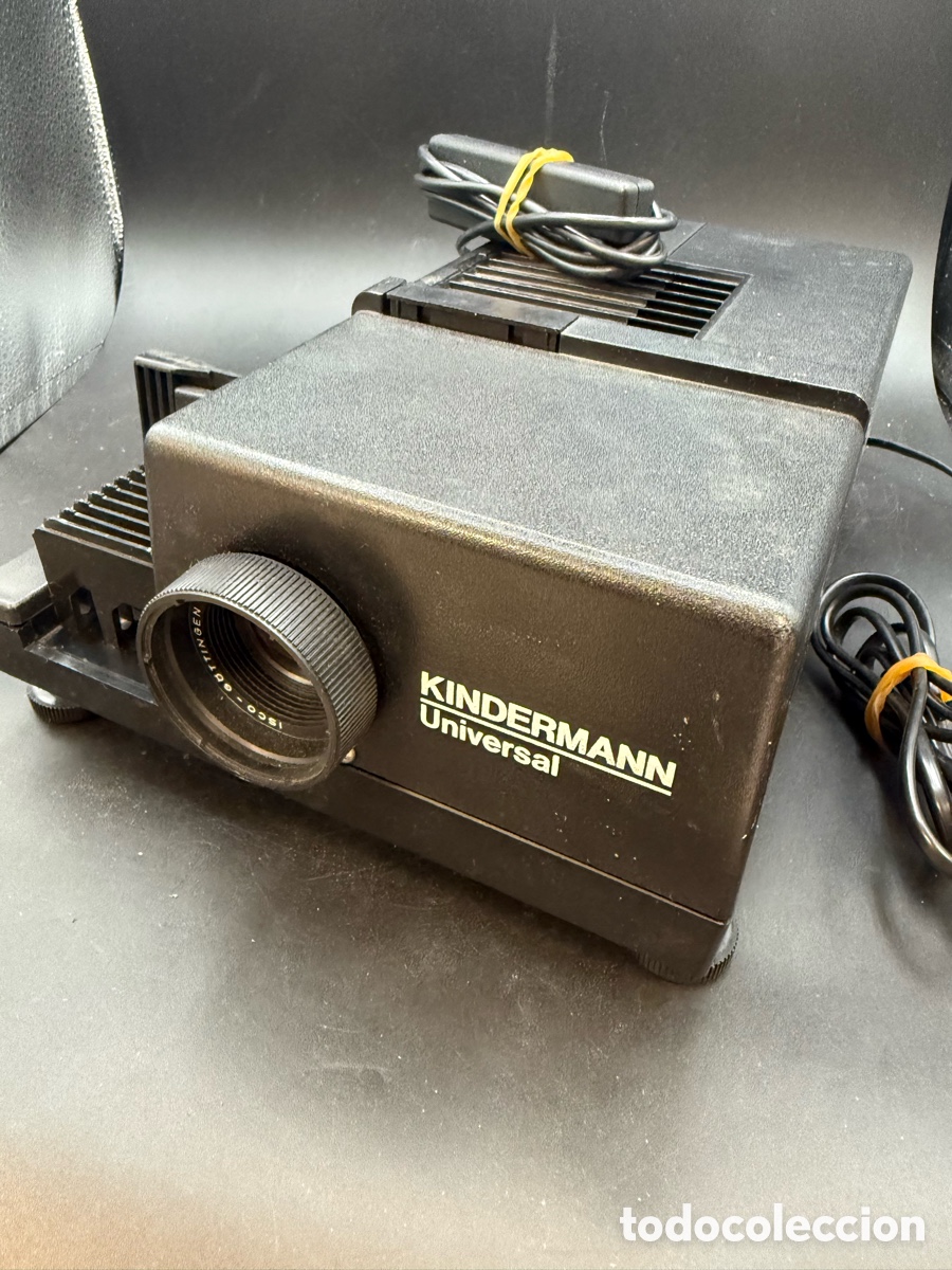 Antig&uuml;edades: Proyector de diapositivas Kindermann con mando y funcionando - Foto 2