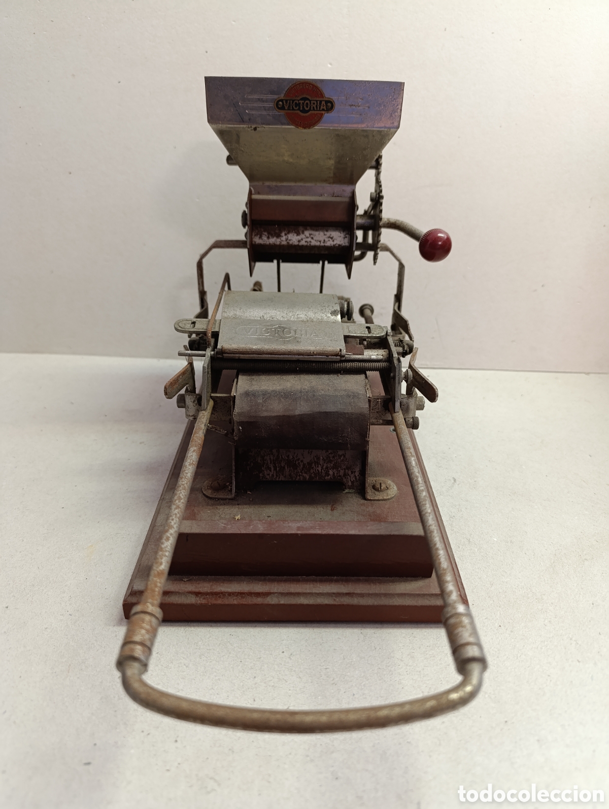 Antig&uuml;edades: MAQUINA DE TABACO VICTORIA. - Foto 10