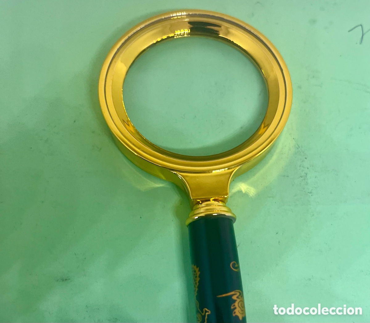 Antig&uuml;edades: LUPA DE METAL DORADO - Foto 2