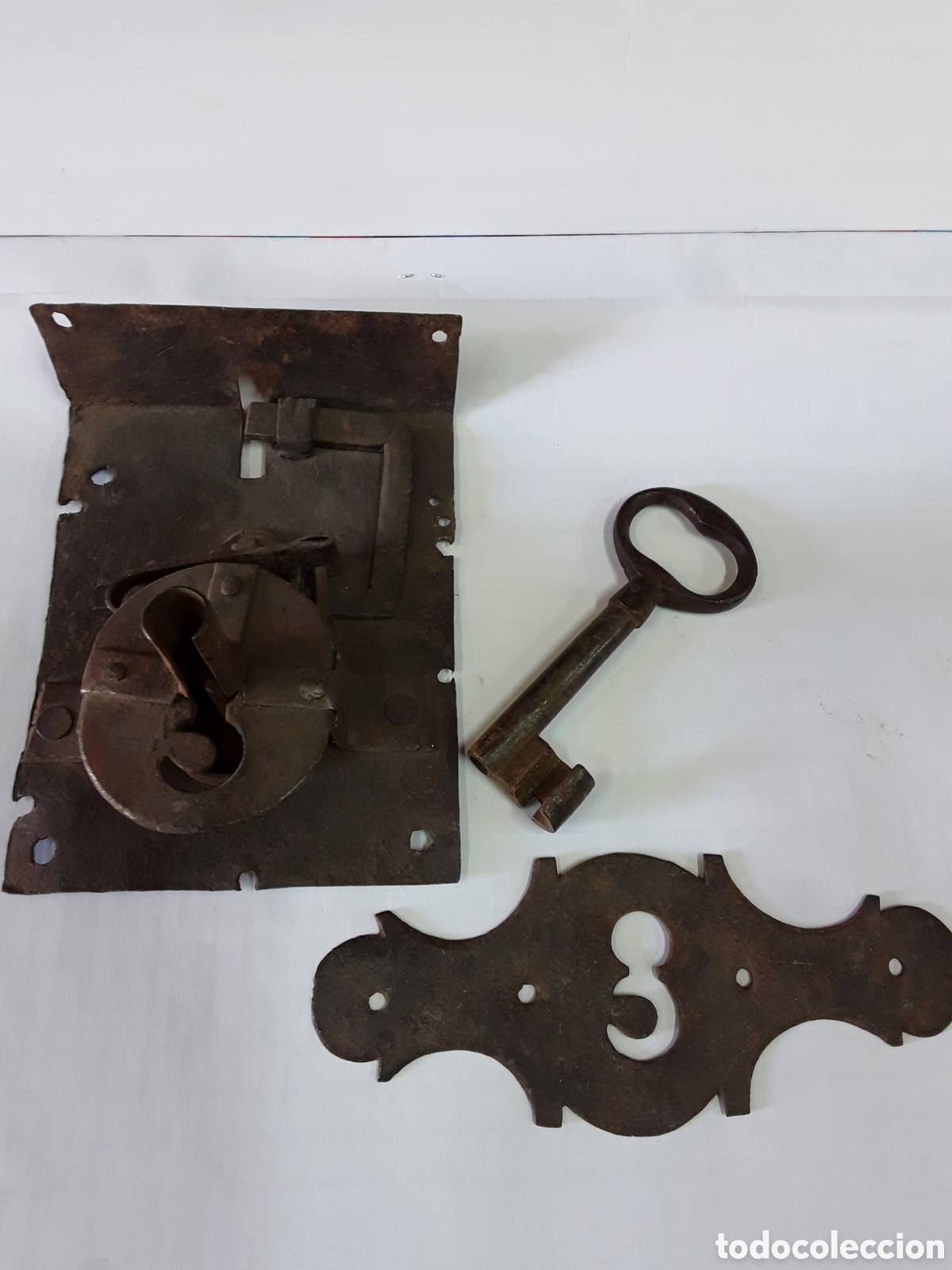 Antig&uuml;edades: Cerradura completa de arca en forja ( funcionando) - Foto 2