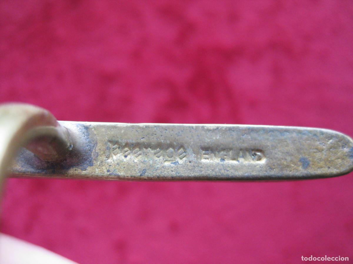 Antig&uuml;edades: PERCHA DE BRONCE INGLESA MARCADA PERAGE ENGLAND. PERFECTO ESTADO - Foto 4