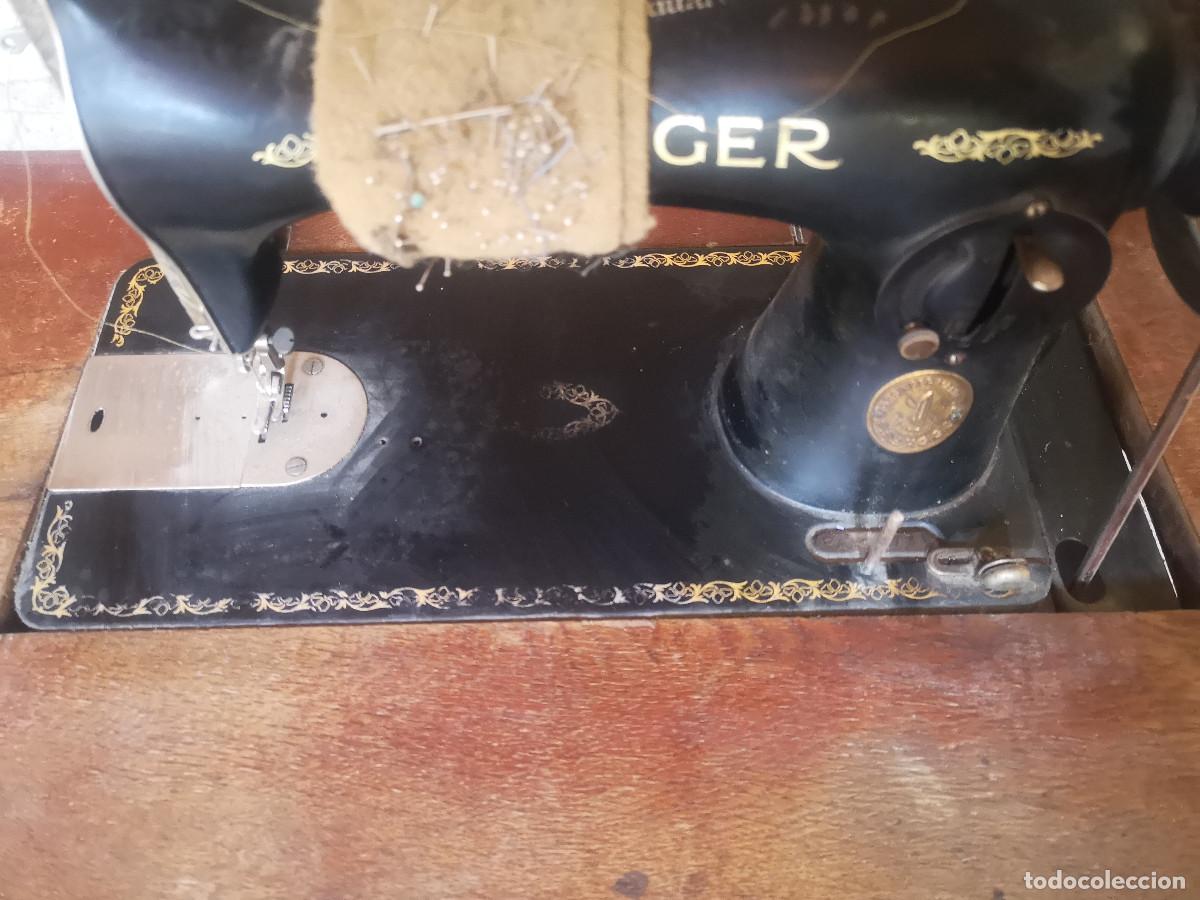 Antig&uuml;edades: MAQUINA DE COSER SINGER, CON MUEBLE Y PIE - Foto 12