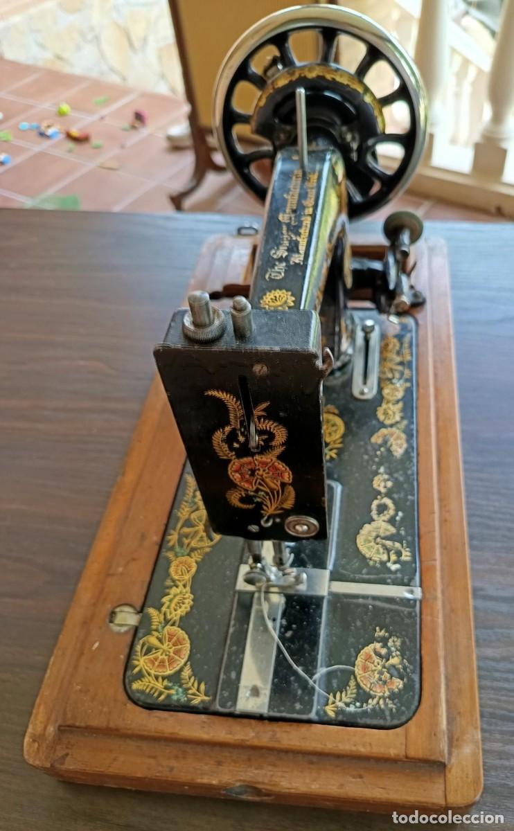 Antig&uuml;edades: M&Aacute;QUINA DE COSER CIRCA 1900 - Foto 1