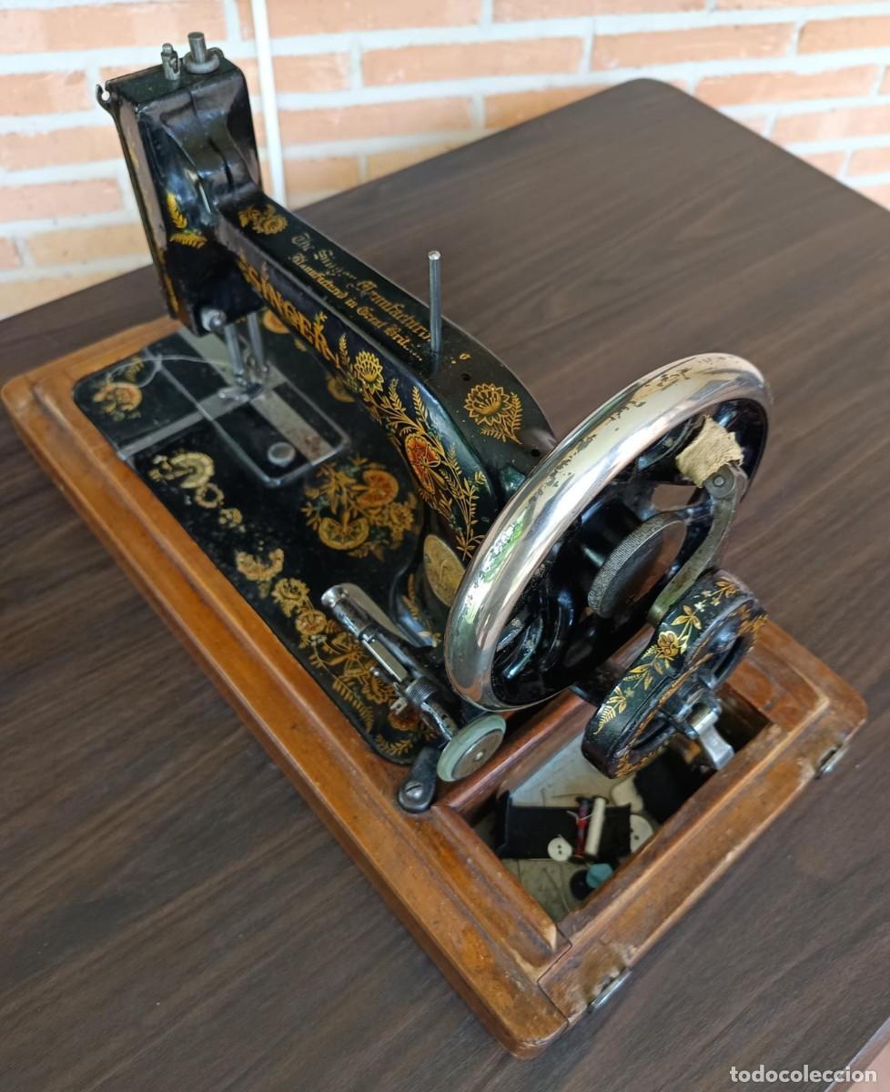 Antig&uuml;edades: M&Aacute;QUINA DE COSER CIRCA 1900 - Foto 4