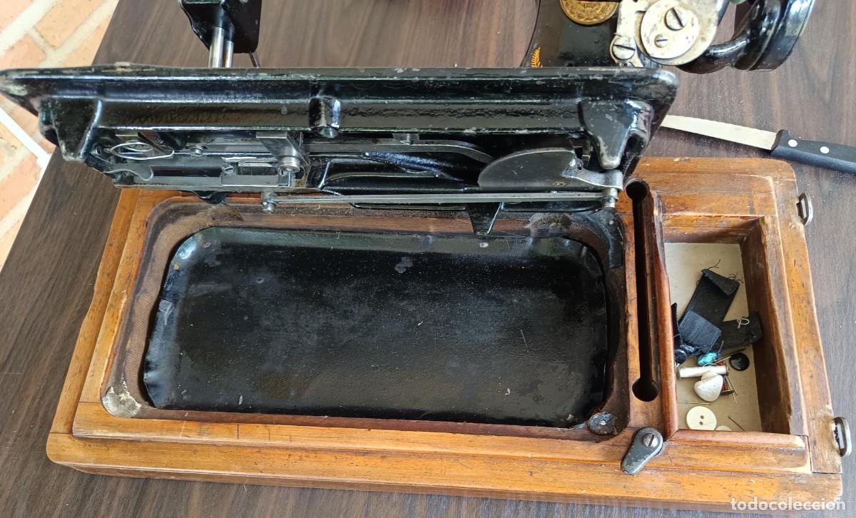Antig&uuml;edades: M&Aacute;QUINA DE COSER CIRCA 1900 - Foto 8