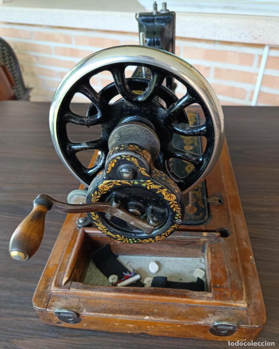Antig&uuml;edades: M&Aacute;QUINA DE COSER CIRCA 1900 - Foto 13