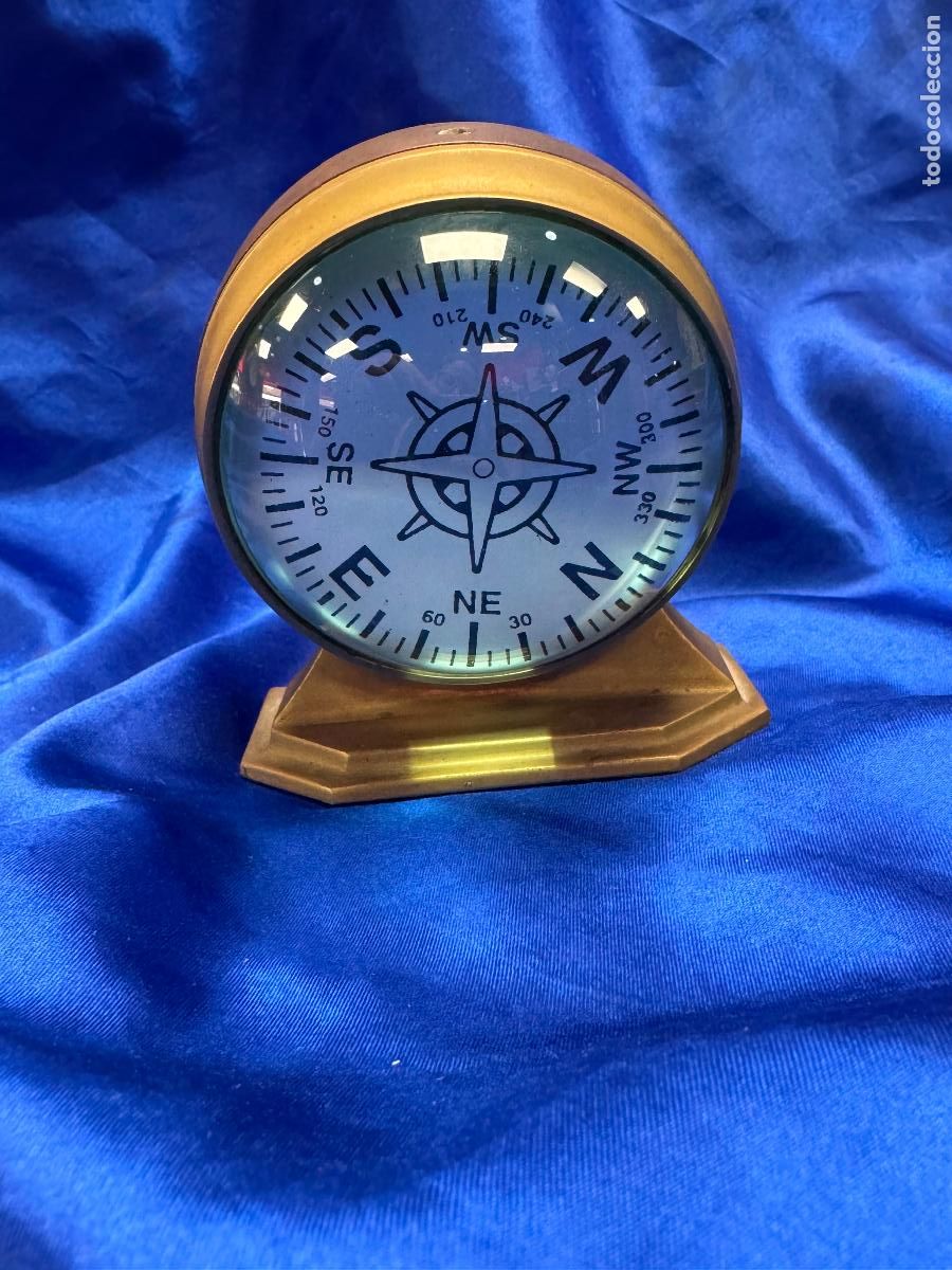 Antig&uuml;edades: reloj brujula nautico en laton y madera - Foto 1