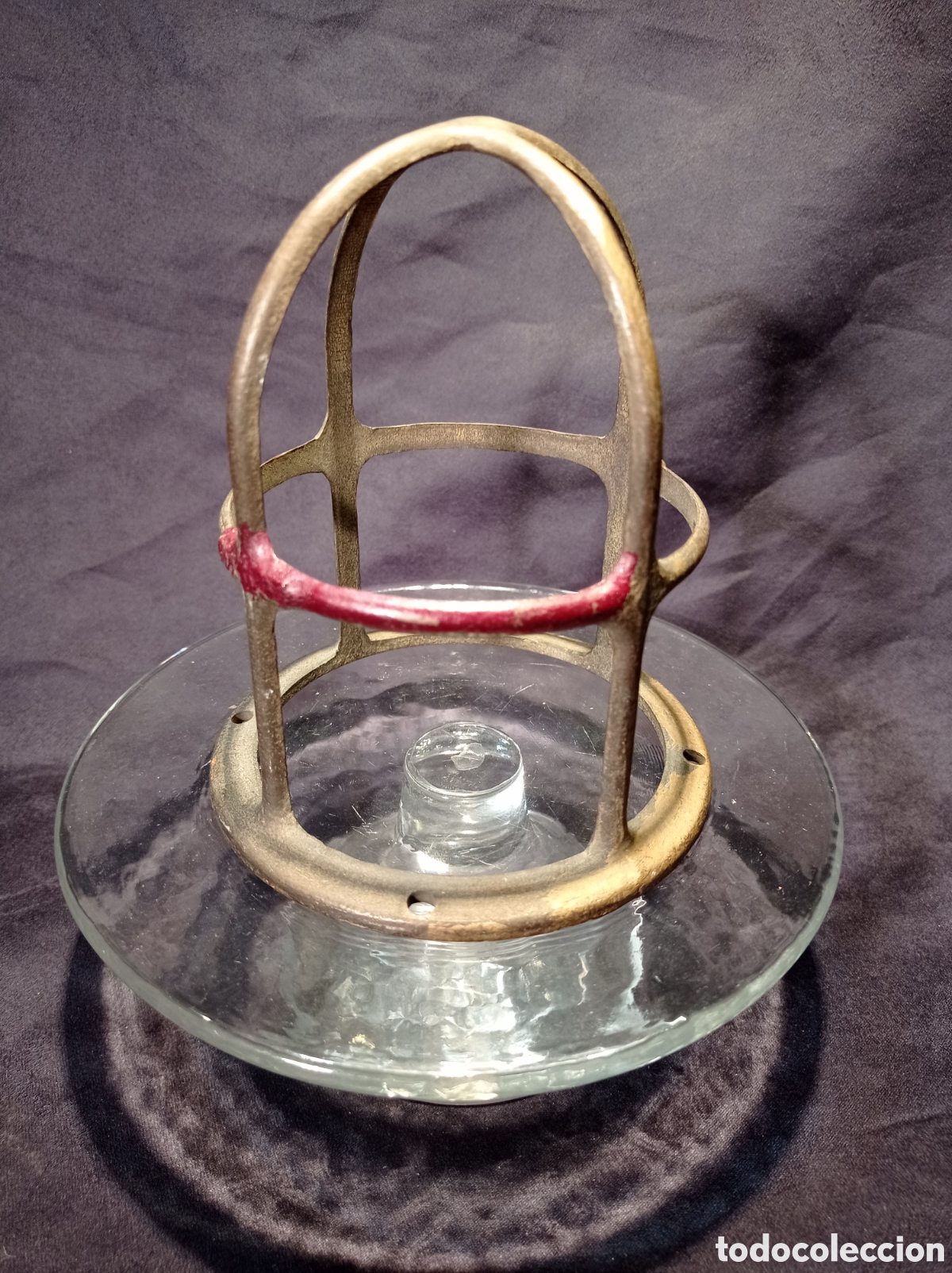 Antig&uuml;edades: PROTECTOR DE BRONCE O LAT&Oacute;N PARA L&Aacute;MPARA DE BARCO. 14 CM - Foto 2