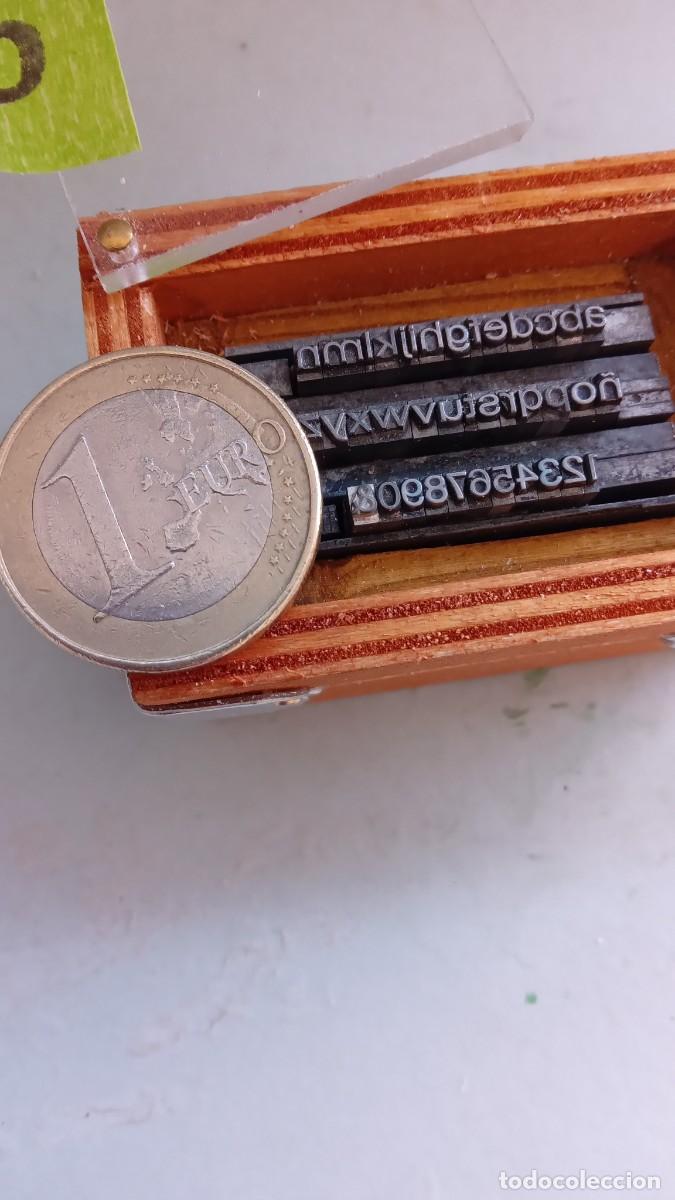 Antig&uuml;edades: IMPRENTA CAJITA LETRAS DE PLOMO, Ref 8R - Foto 1