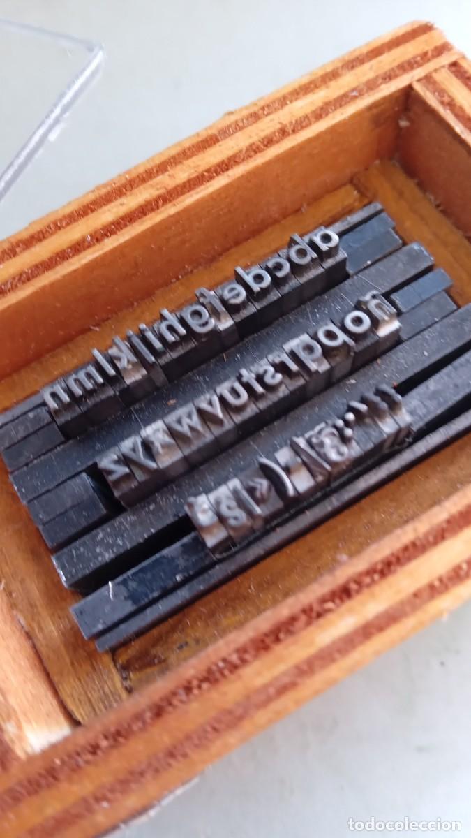 Antig&uuml;edades: IMPRENTA CAJITA LETRAS DE PLOMO, Ref 8C - Foto 4