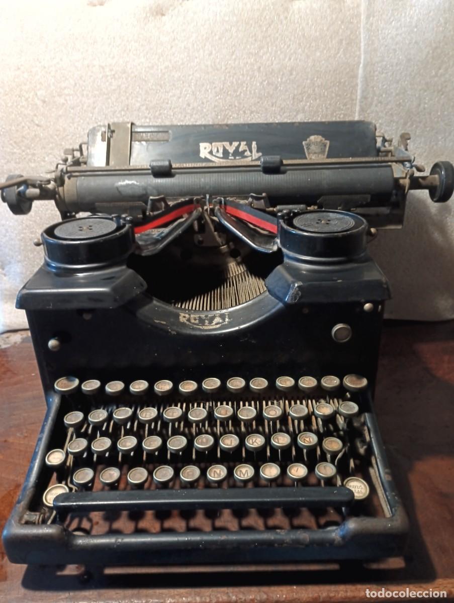 Antig&uuml;edades: MAQUINA DE ESCRIBIR-ROYAL. - Foto 1