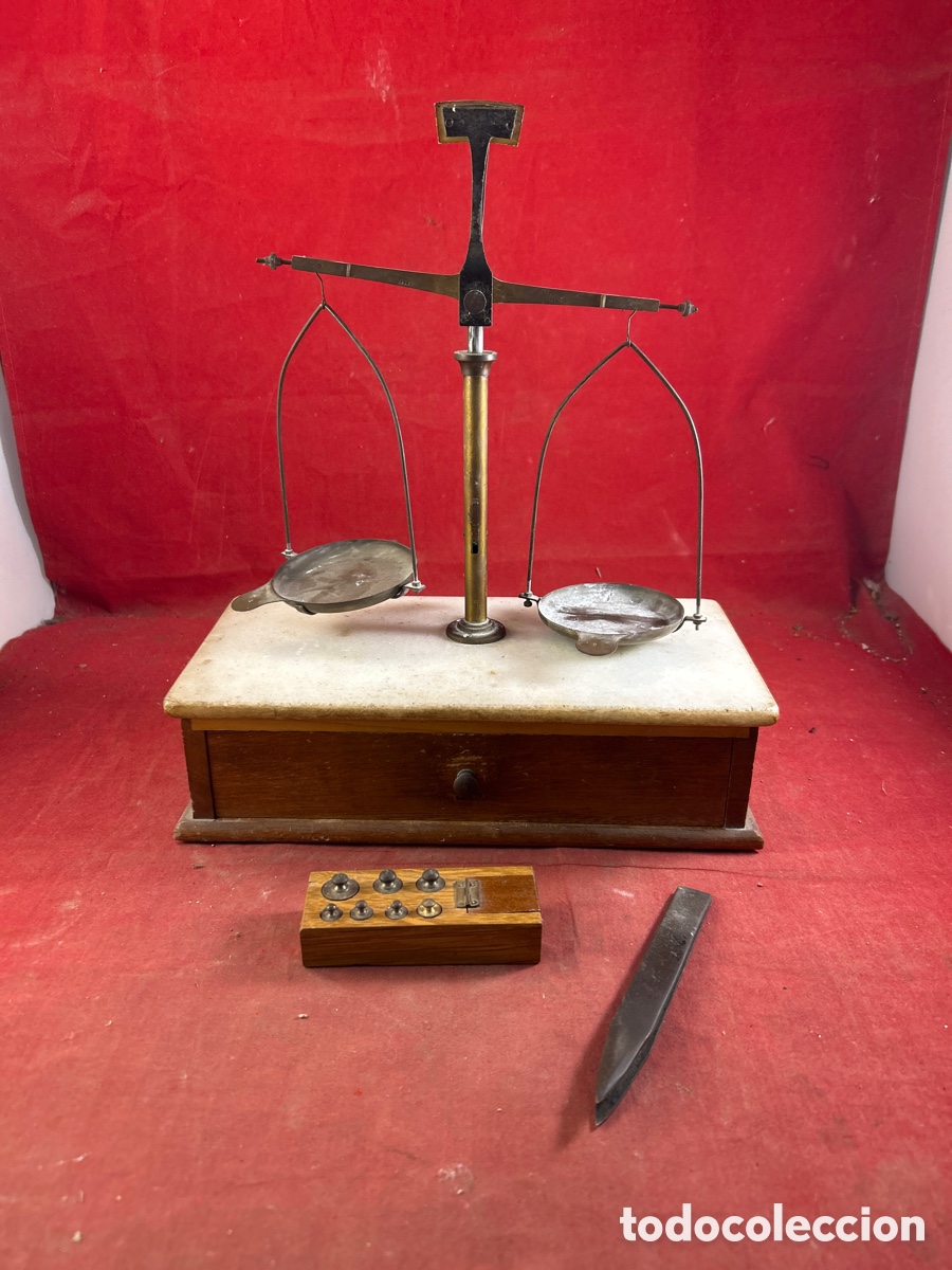 Antig&uuml;edades: ANTIGUA BALANZA PORT&Aacute;TIL - Foto 1