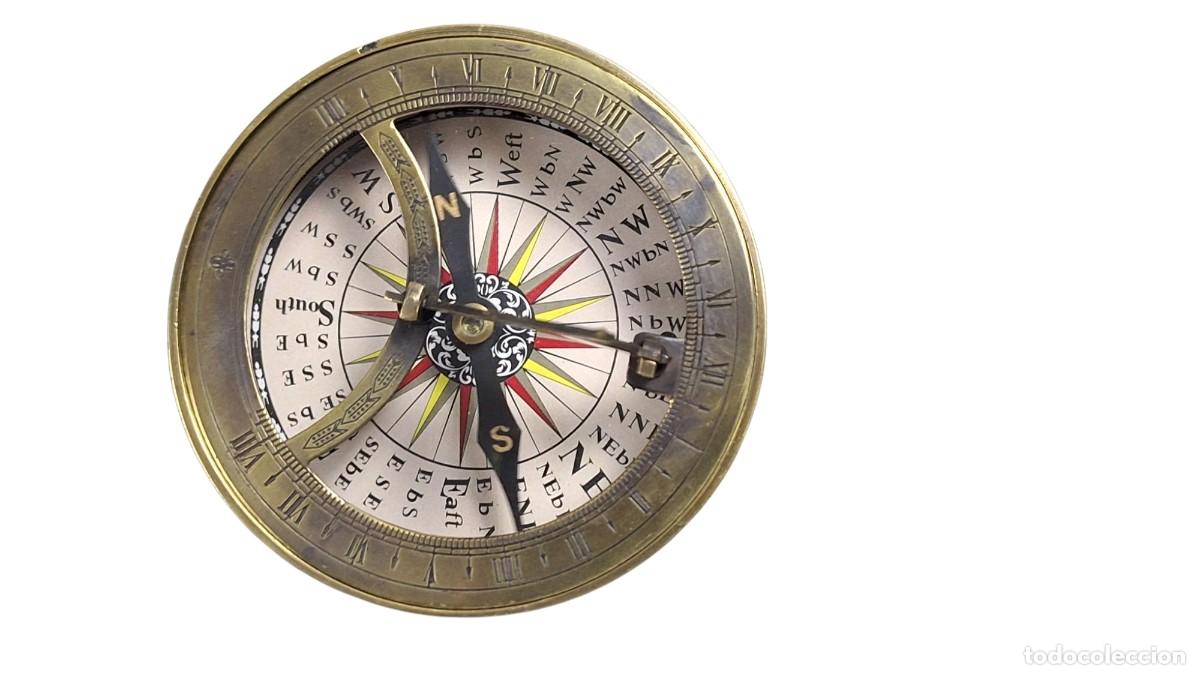 Antig&uuml;edades: Br&uacute;jula reloj de sol. - Foto 3