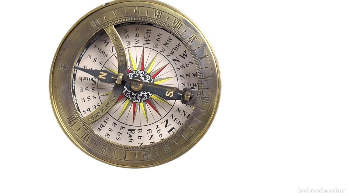 Antig&uuml;edades: Br&uacute;jula reloj de sol. - Foto 4