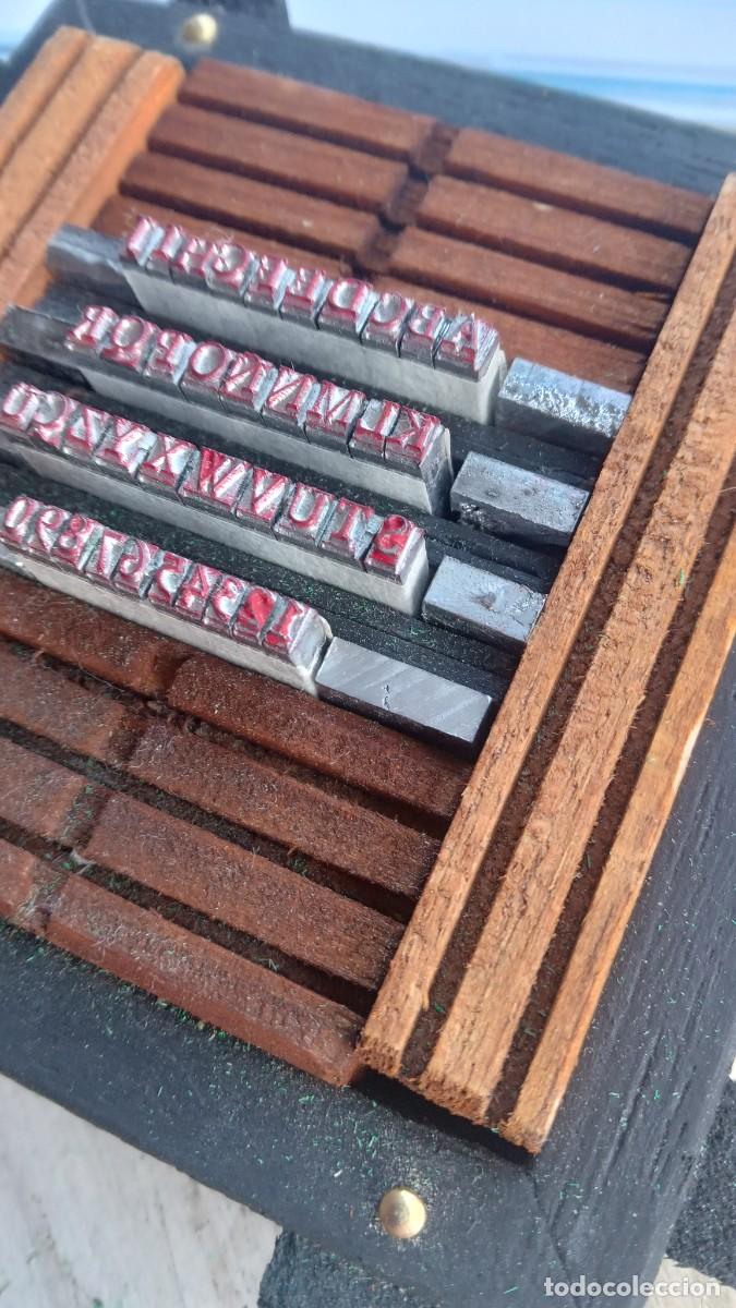 Antig&uuml;edades: Imprenta, abecedario con rama de madera - Foto 4