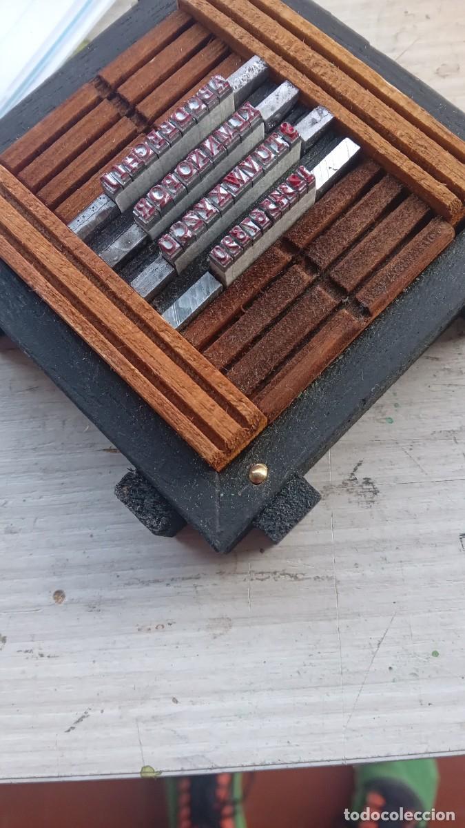 Antig&uuml;edades: Imprenta, abecedario con rama de madera - Foto 6