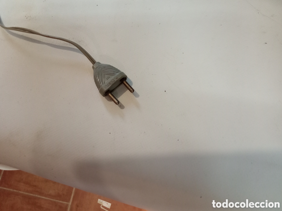 Antig&uuml;edades: Plancha para mangas y hombros. - Foto 7