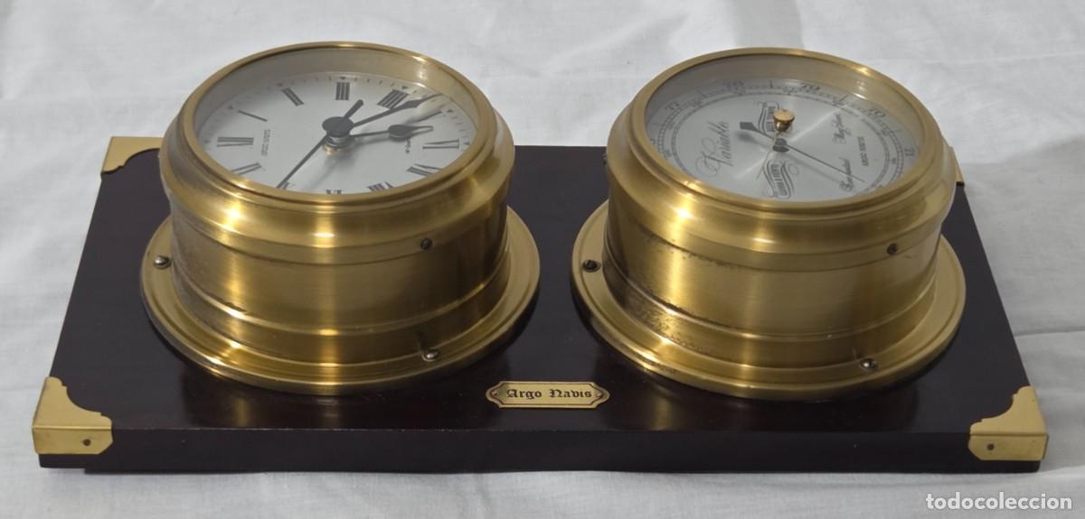Antig&uuml;edades: Reloj Higrometro de pared, bronce y madera, funcionando - Foto 7