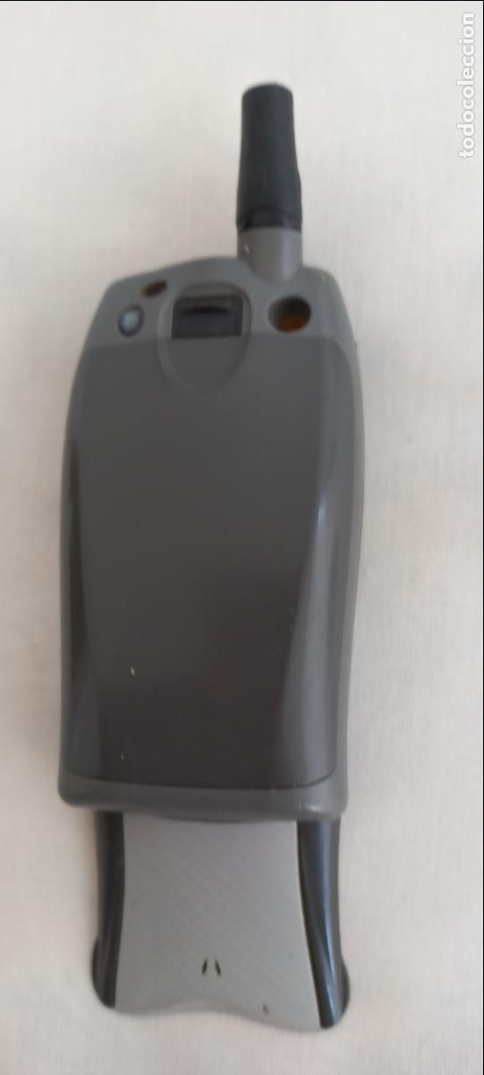 Tel&eacute;fonos: Tel&eacute;fono m&oacute;vil Ericsson T20s. - Foto 4