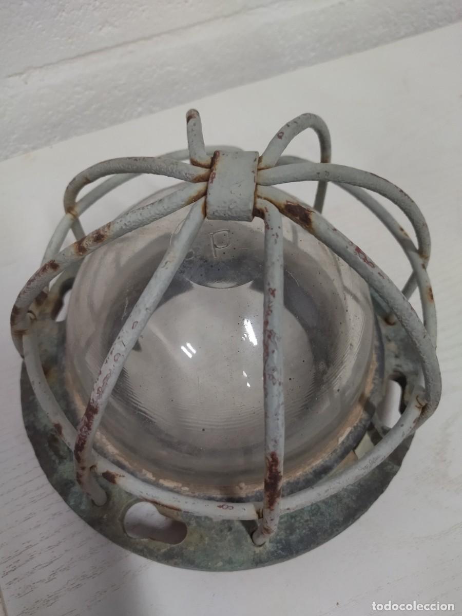 Antig&uuml;edades: Foco antiguo industrial de barco - Foto 3