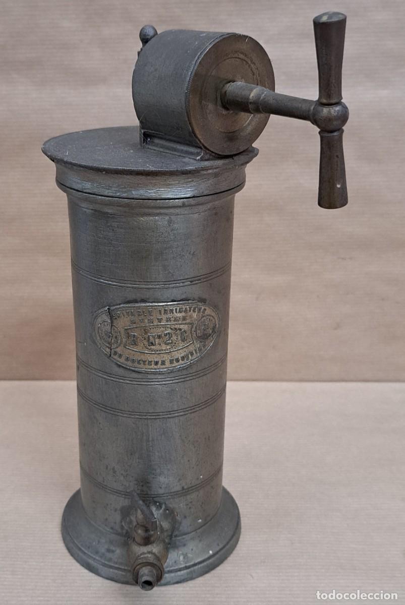 Antig&uuml;edades: Irrigador corporal. Syst&egrave;me du Docteur Eguisier - Foto 1