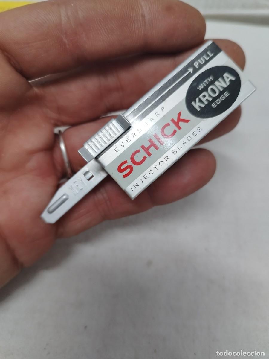 Antig&uuml;edades: Antiguo inyector de hojas de afeitar, Schick With Krona Edge. - Foto 2