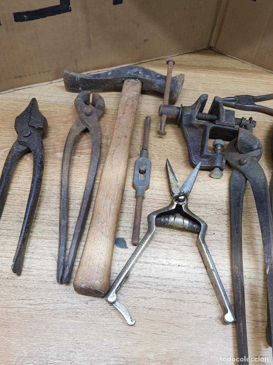 Antig&uuml;edades: LOTE DE 11 HERRAMIENTAS - Foto 8