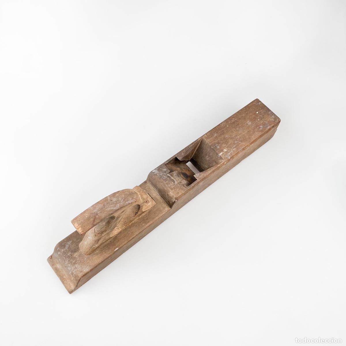 Antig&uuml;edades: Cepillo de carpintero sin Hoja antiguo. - Foto 2