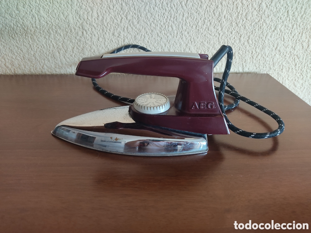 Antig&uuml;edades: Plancha AEG vintage funcionando - Foto 3