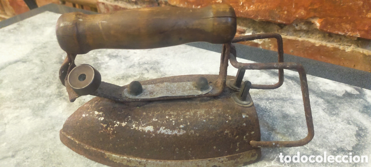 Antig&uuml;edades: Plancha francesa , mango madera - Foto 3