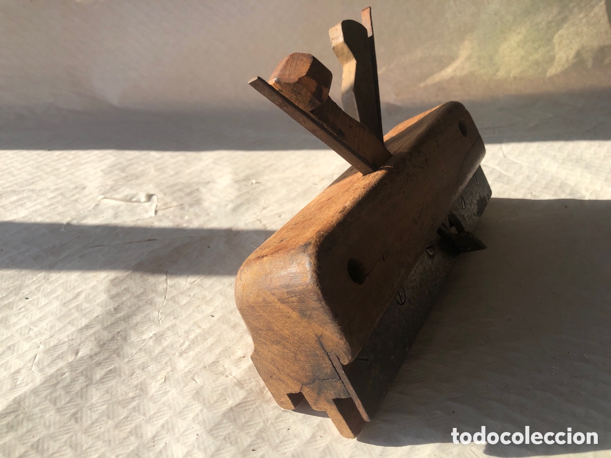 Antig&uuml;edades: Antiguo cepillo acanalador de carpintero (2) - Foto 6