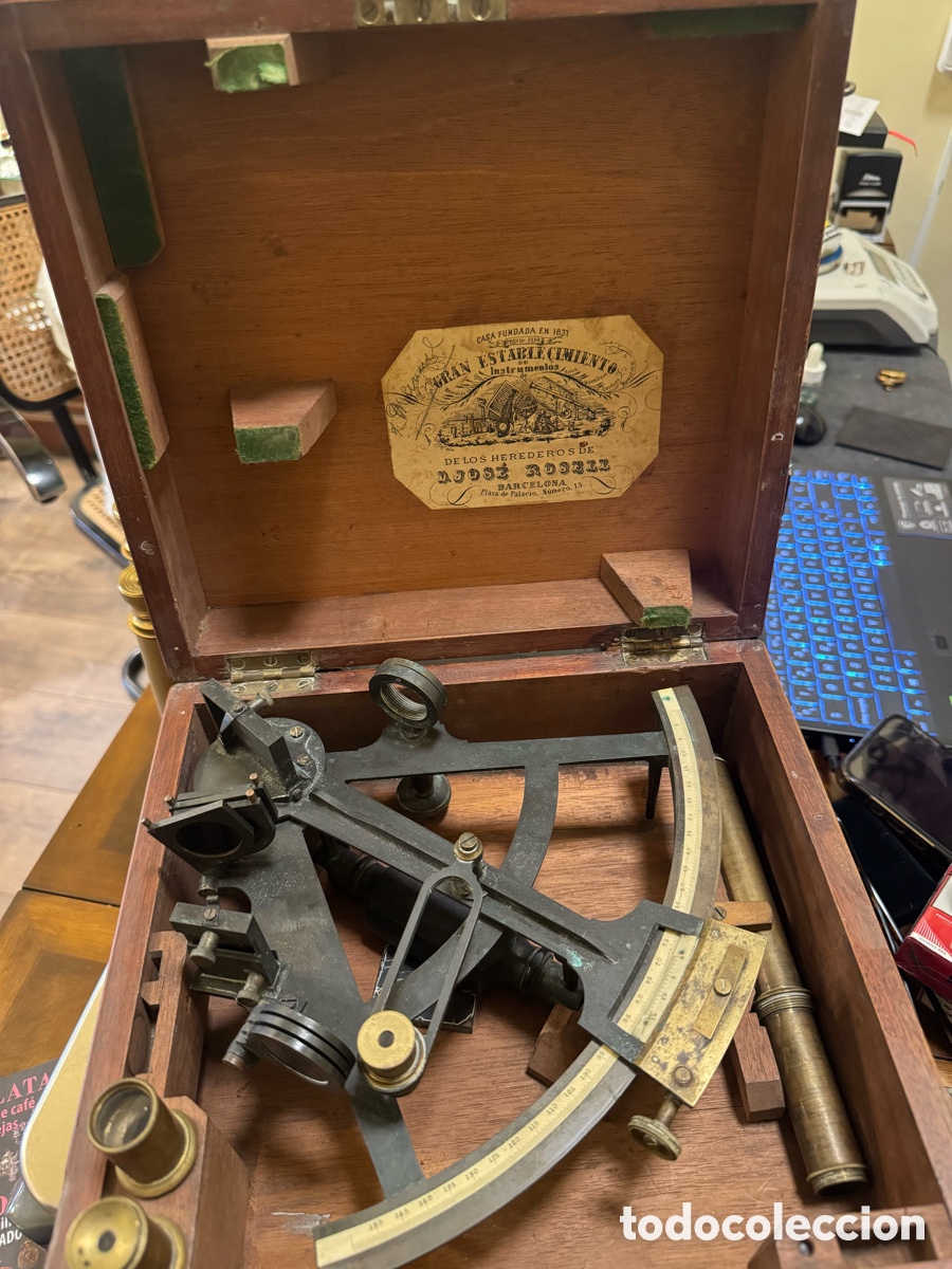 Antig&uuml;edades: Sextante con caja de madera - Foto 1