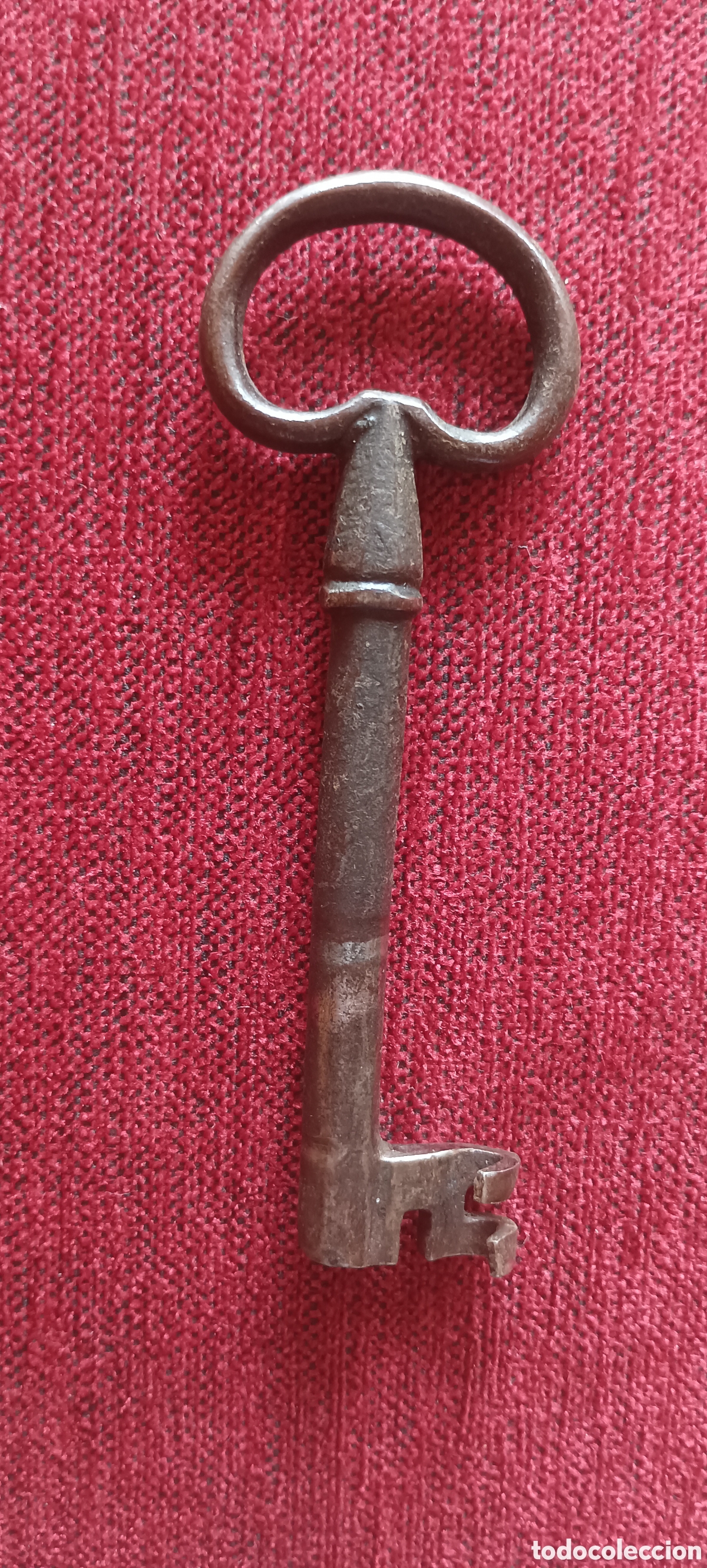Antig&uuml;edades: Antigua llave de hierro forjado - Foto 2