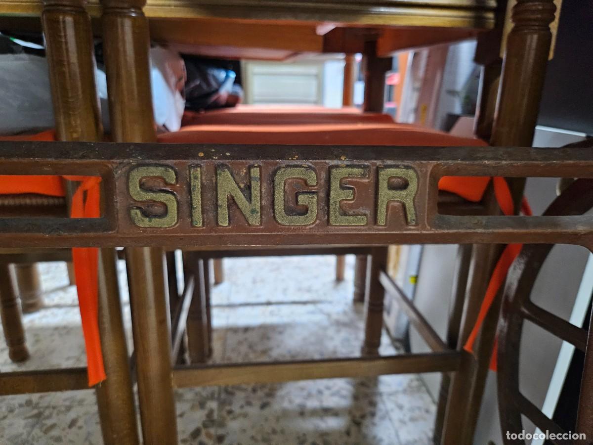Antig&uuml;edades: M&aacute;quina de coser Singer - Foto 7