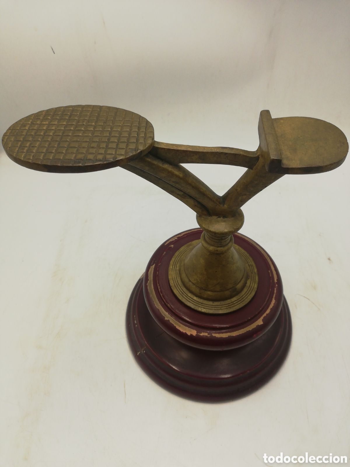 Antig&uuml;edades: Antiguo Soporte Limpia Botas. - Foto 1