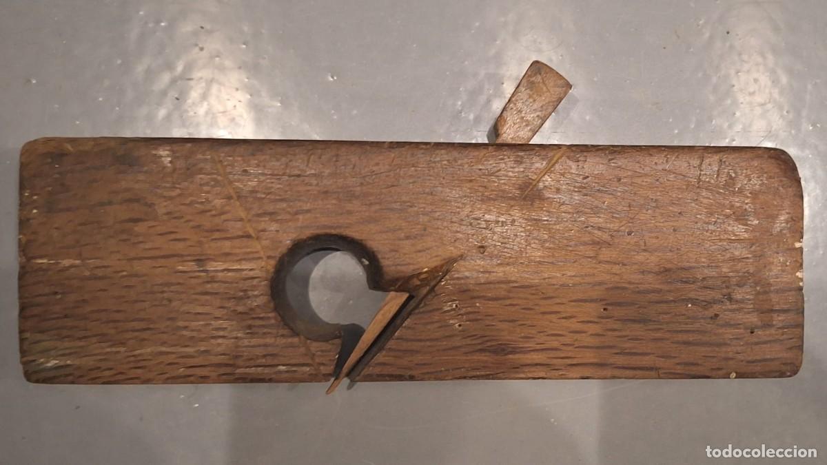 Antig&uuml;edades: CEPILLO DE CARPINTERO ANTIGUO EN MADERA (SIN CUCHILLA DE HIERRO) - Foto 3