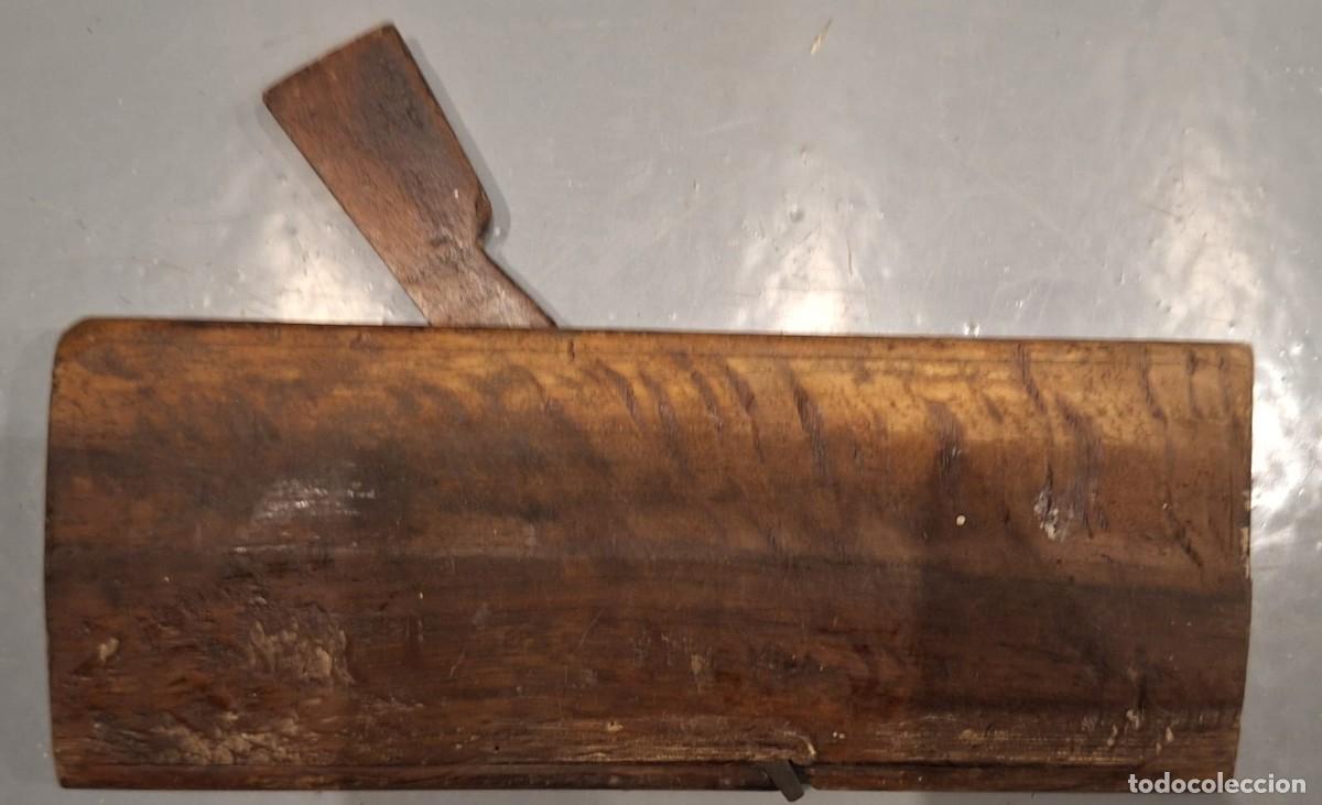 Antig&uuml;edades: CEPILLO DE CARPINTERO ANTIGUO EN MADERA (SIN CUCHILLA DE HIERRO) - Foto 2