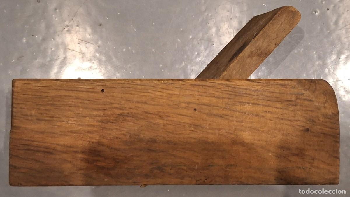 Antig&uuml;edades: CEPILLO DE CARPINTERO ANTIGUO EN MADERA (SIN CUCHILLA DE HIERRO) - Foto 2