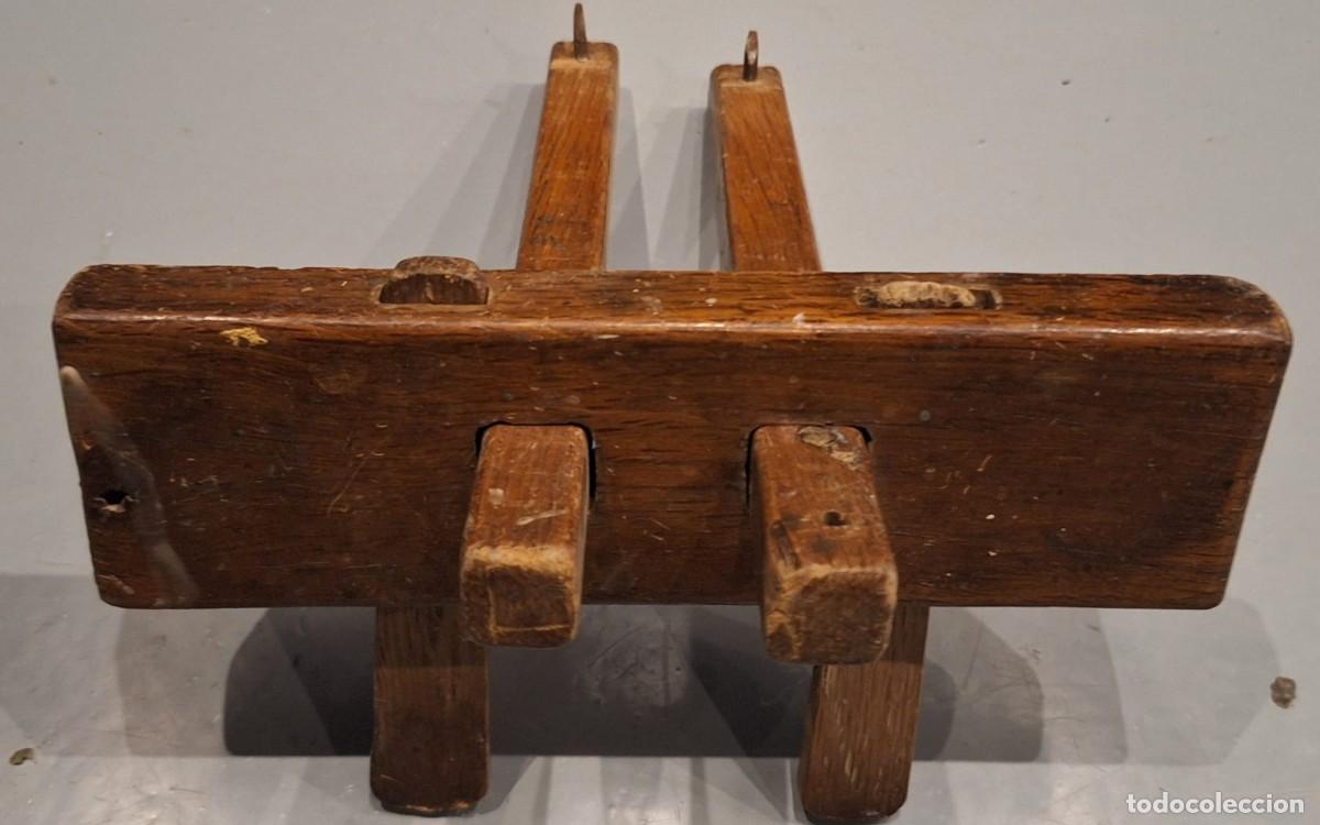 Antig&uuml;edades: SARGENTO DE CARPINTERO ANTIGUO DE DOBLE HUSILLO DE MADERA MACIZA - Foto 4