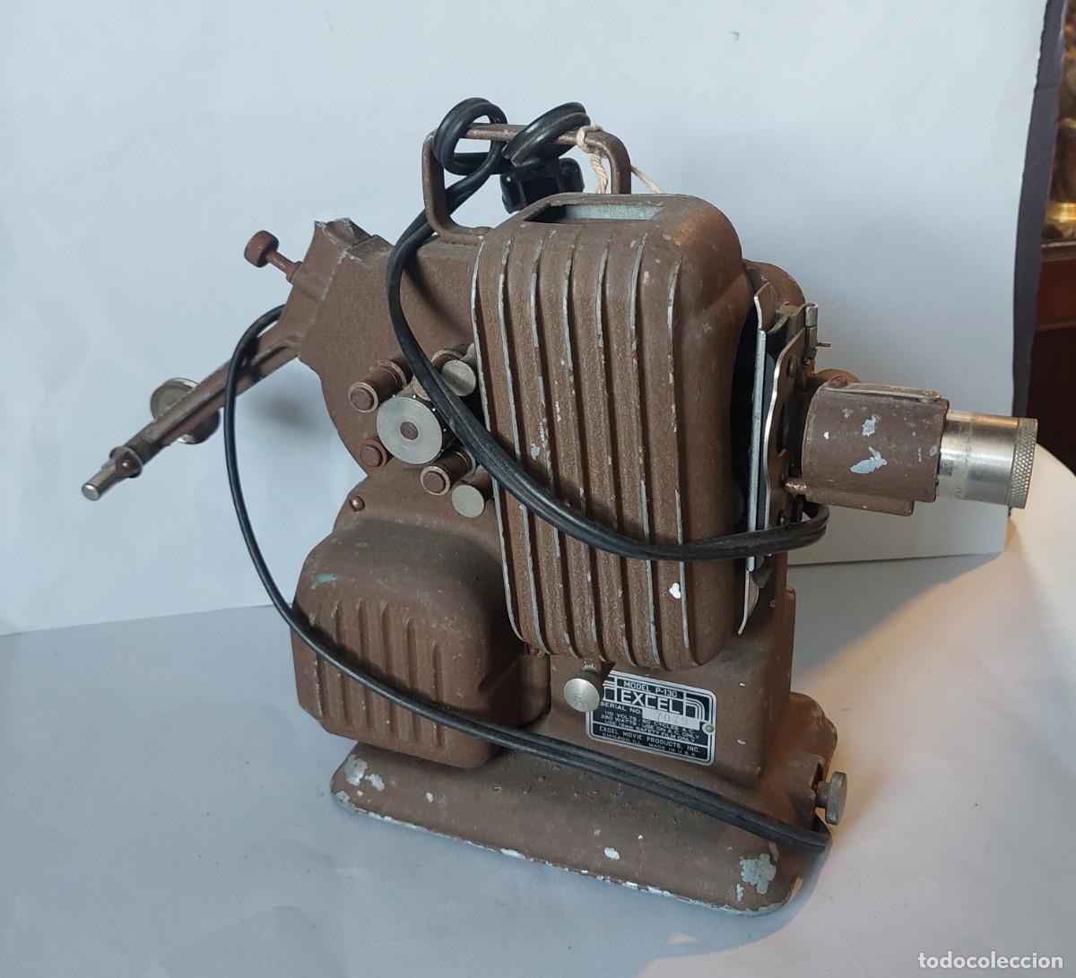 Antig&uuml;edades: Antiguo proyector de cine americano Excel mod P-130 de 16mm&ntilde; - Foto 1
