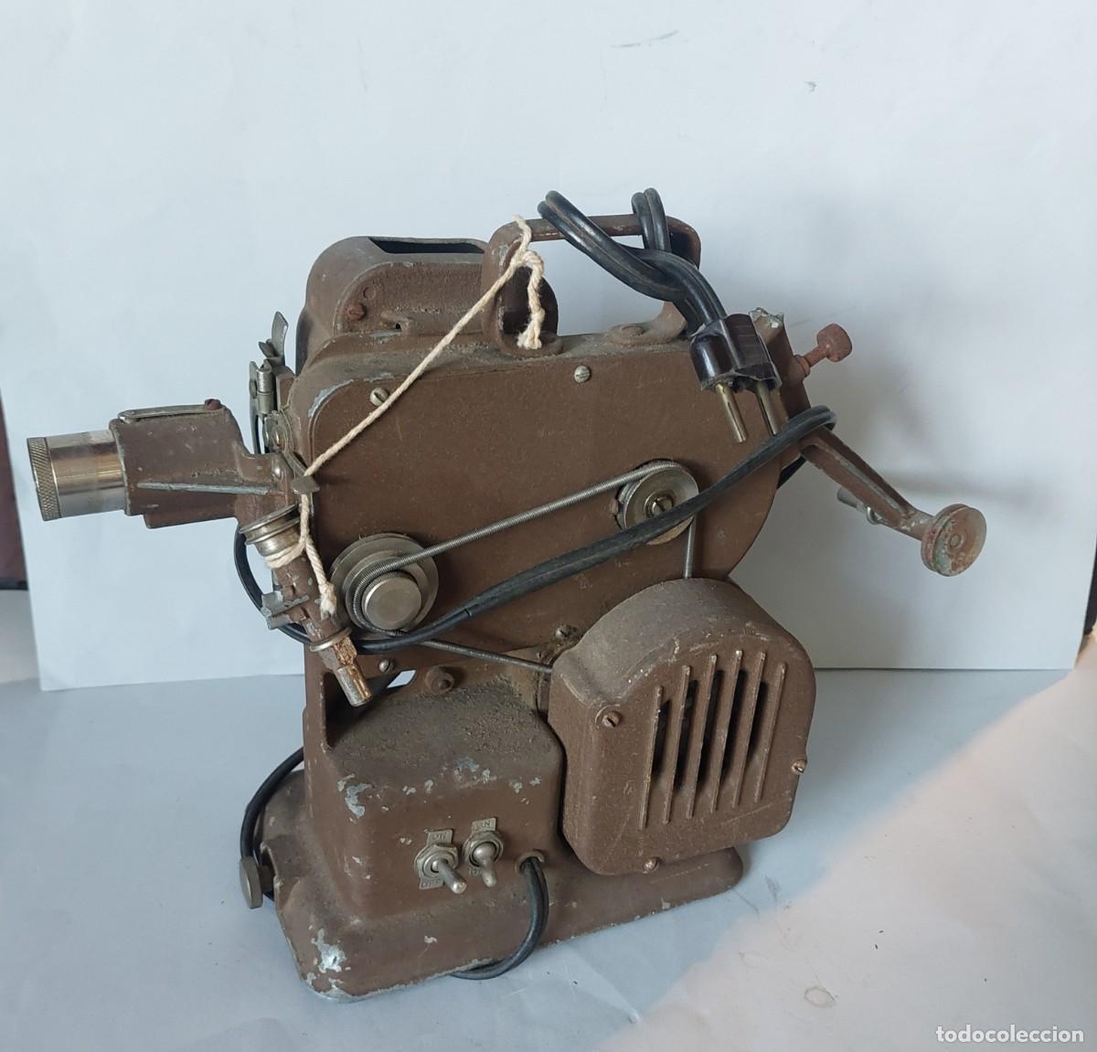 Antig&uuml;edades: Antiguo proyector de cine americano Excel mod P-130 de 16mm&ntilde; - Foto 3