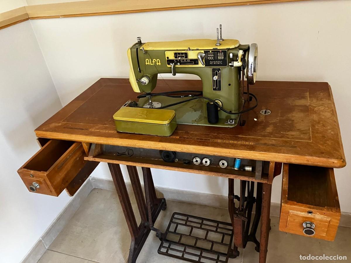 Antig&uuml;edades: M&aacute;quina de coser Alfa ALFAMATIC - Foto 3