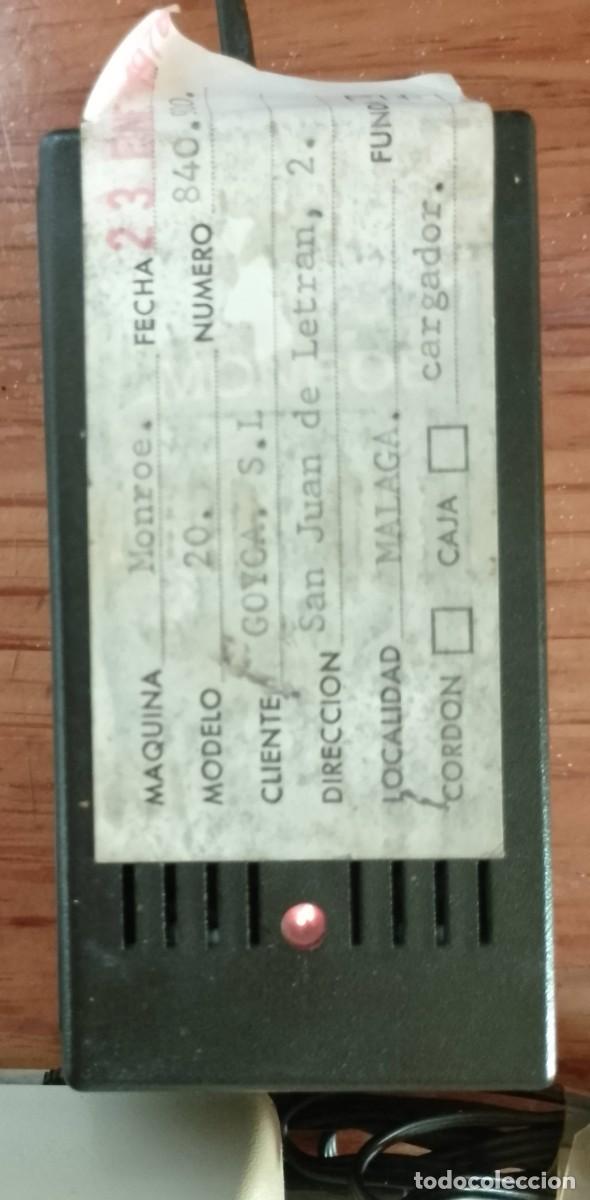 Antig&uuml;edades: Calculadora Monroe Modelo 20, con Funda y Cargador - Foto 23