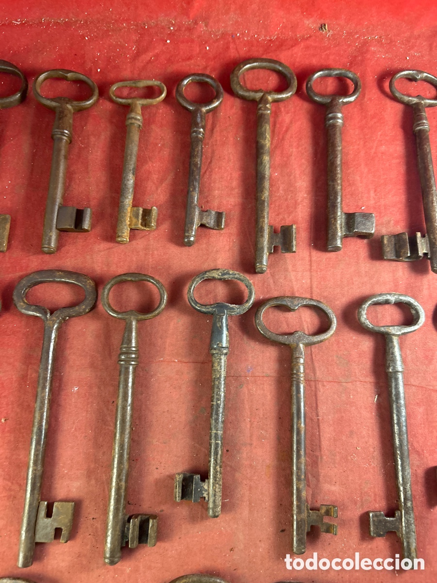 Antig&uuml;edades: GRAN COLECCI&Oacute;N DE LLAVES ANTIGUAS DE FORJA - Foto 7